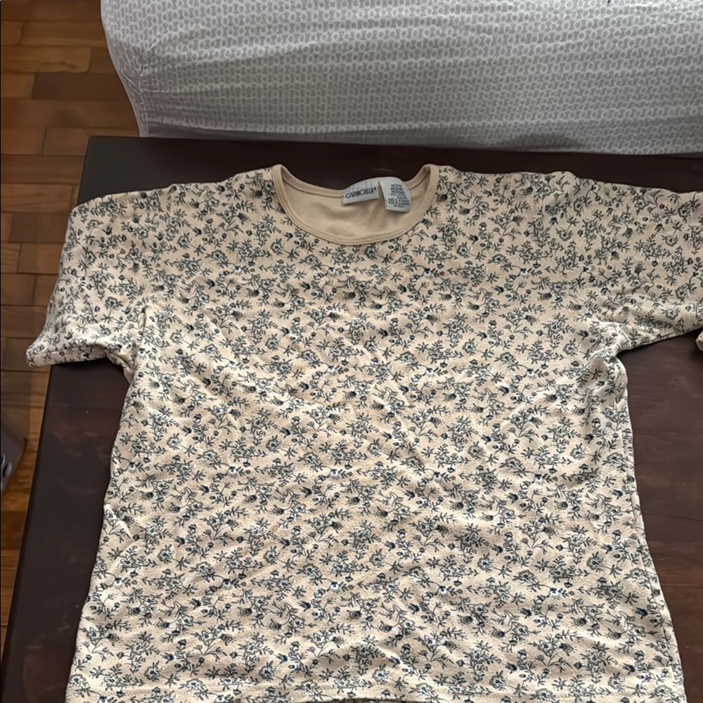 Coldwater Creek Cream and Green Floral Short Sleeve Tee